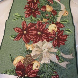 NIP New Christmas Holiday Green Poinsettia Table Runner 13" x 72"